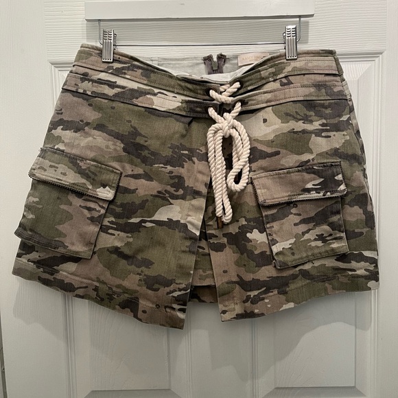 Ramy Brook Camouflage skort size 12 - Picture 1 of 6